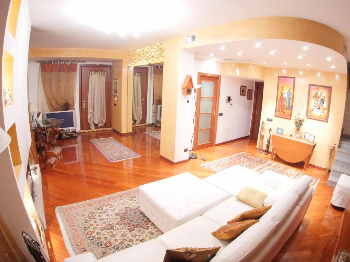 Villa Roberta Paderno Dugnano Dış mekan fotoğraf